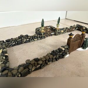 Department 56 Village Accessories
Bundle (8 pcs)